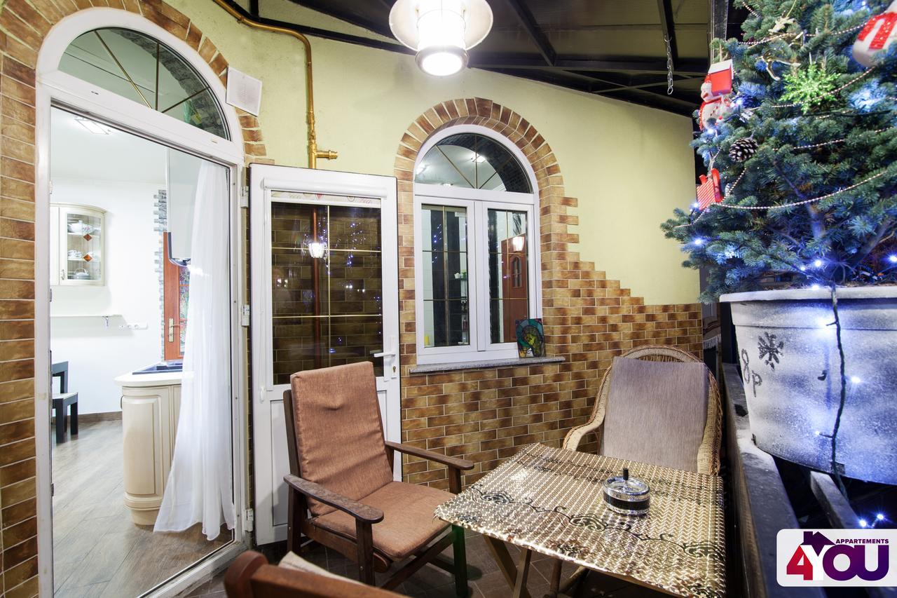 4You Apartaments Lviv Exterior photo