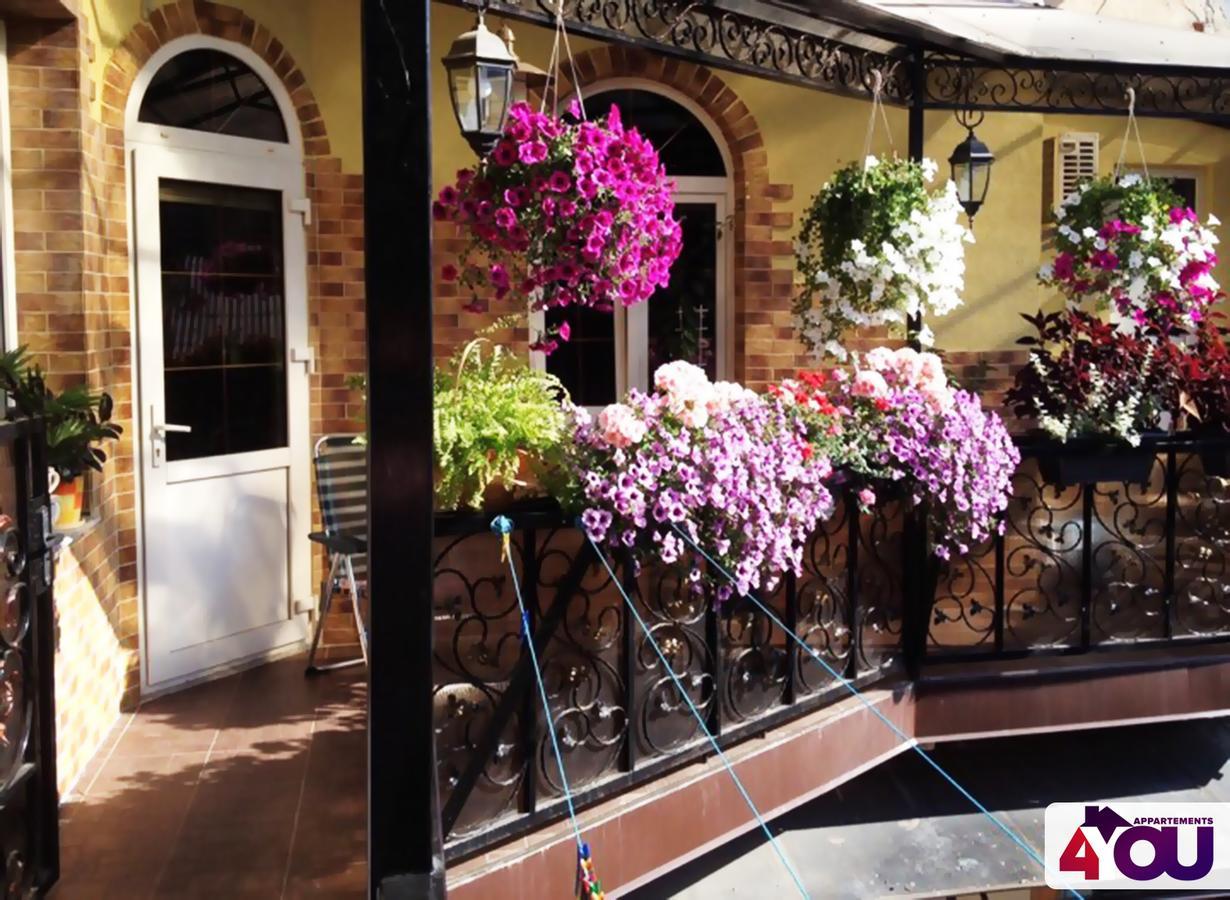 4You Apartaments Lviv Exterior photo
