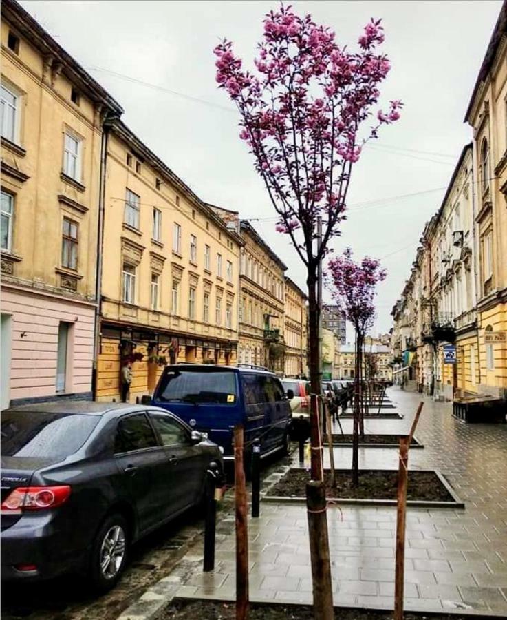 4You Apartaments Lviv Exterior photo